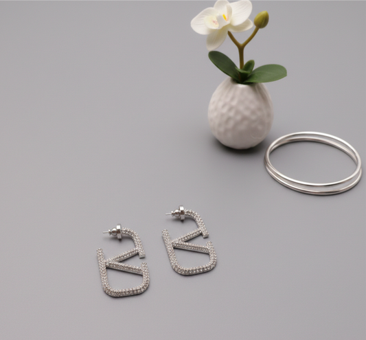 Light Luxury Diamond-encrusted Letter V Geometric Silver Colour Earrings