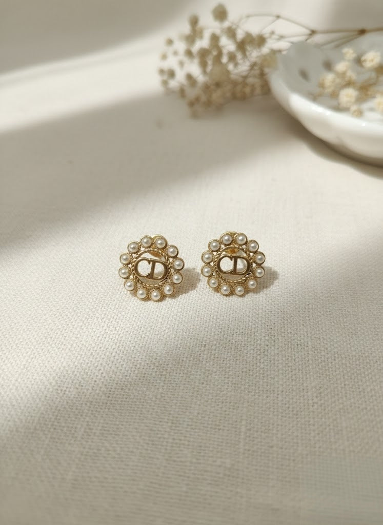 Women's Alphabet Pattern Earrings X4551525