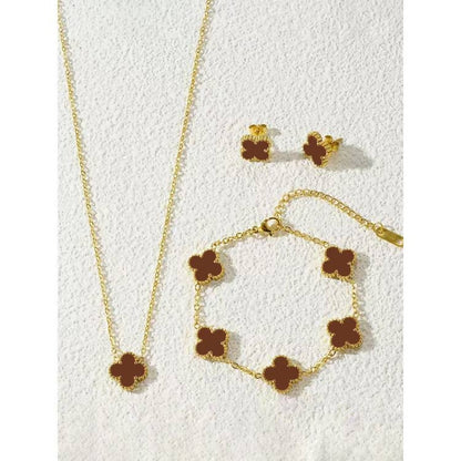 Radiant Clover Jewelry Set