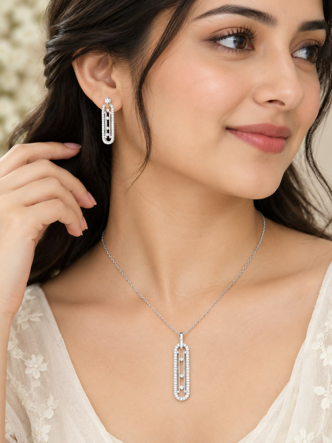 Women's Elegant Necklace Set