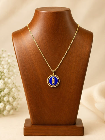Lucky Move Malachite Pendant Necklace with Gold-Plated Chain