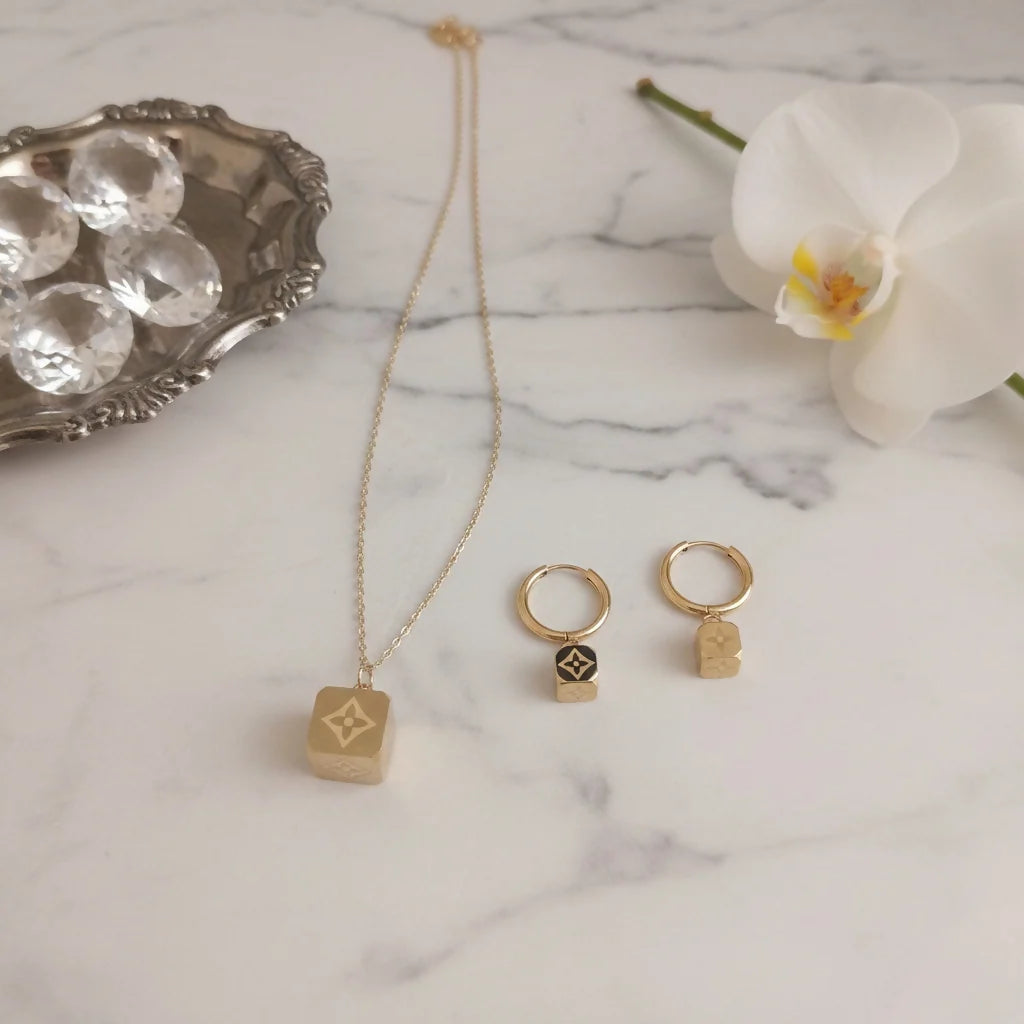 Cube Shape Design women's Earrings And Necklace X4438107
