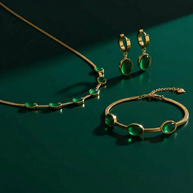 Green Crystal Jewellery Set with Pendant, Earrings & Bracelet