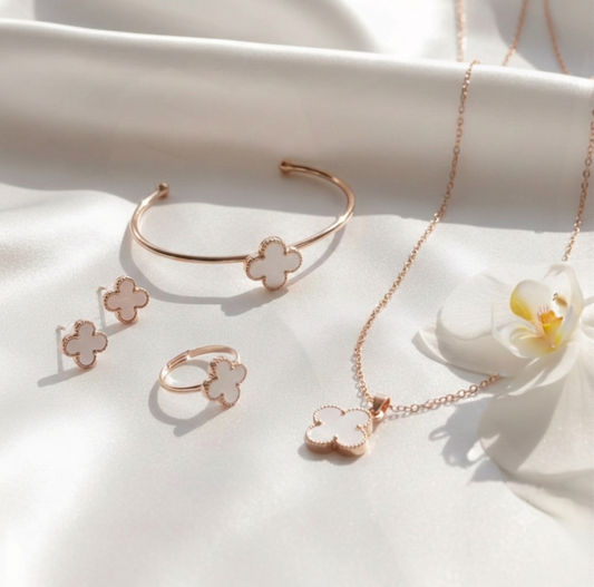 Anti Tarnish Jewellery Latest Styling Clover Jewelry Set X3622622