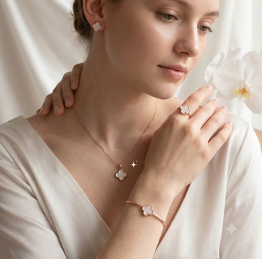 Anti Tarnish Jewellery Latest Styling Clover Jewelry Set X3622622