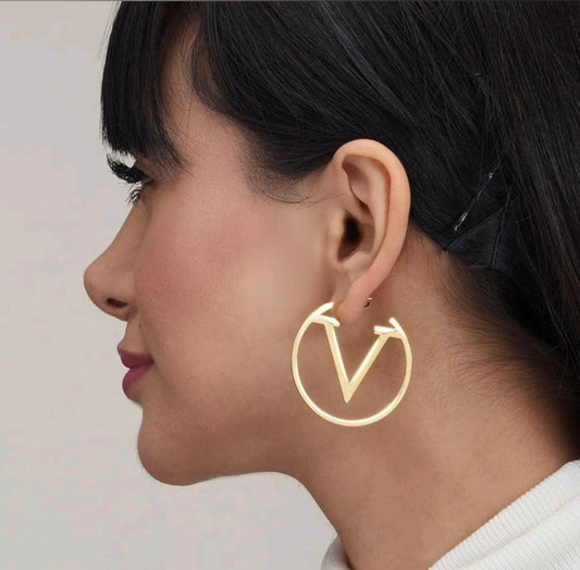 V Round Hoop Earrings S4702482