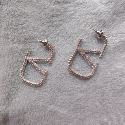 Light Luxury Diamond-encrusted Letter V Geometric Silver Colour Earrings