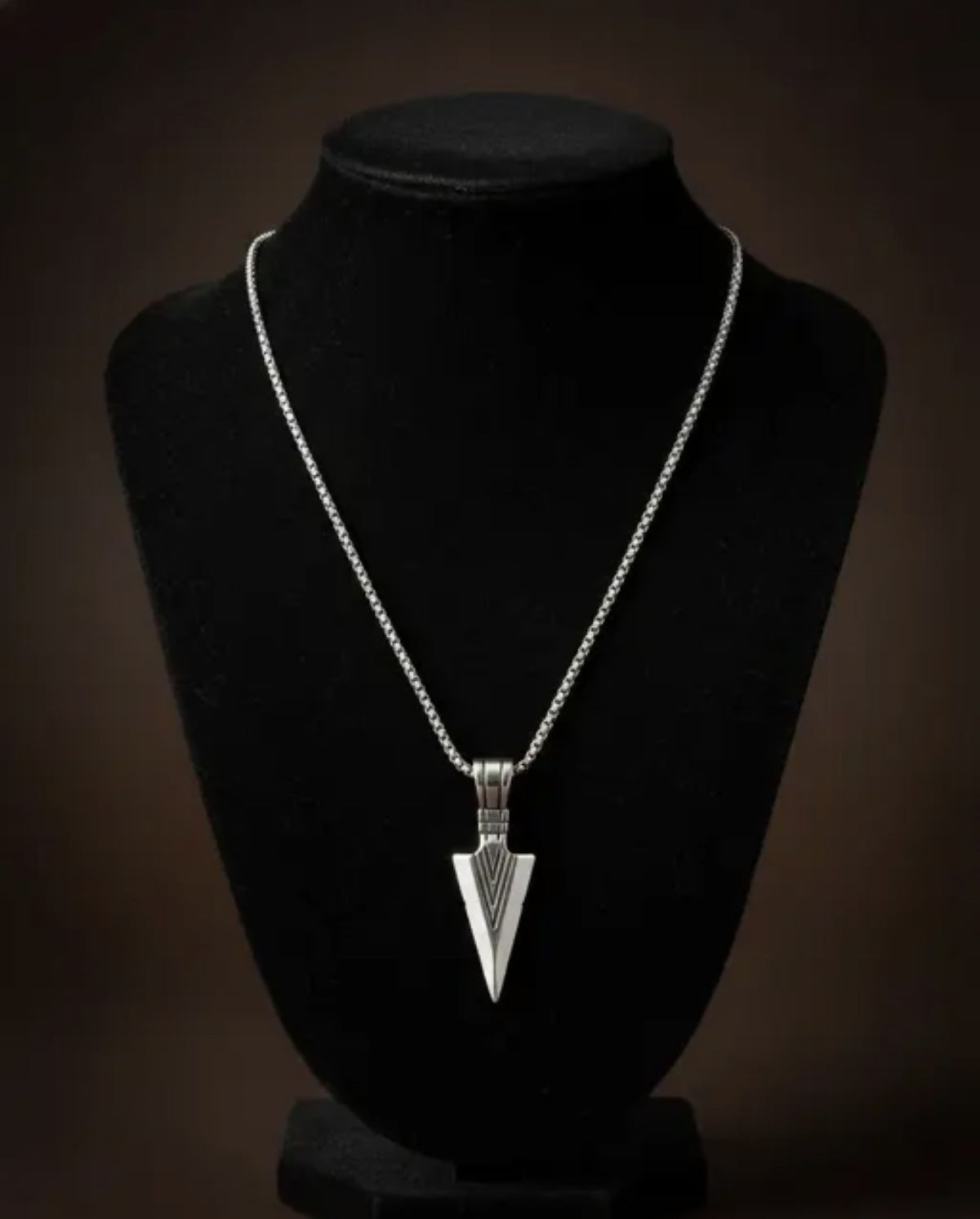 Minimalist Unisex Arrowhead Necklace Set